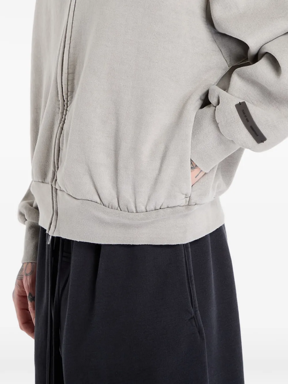 FEAR OF GOD ESSENTIALS Klassieke hoodie met geborduurd logo Grijs