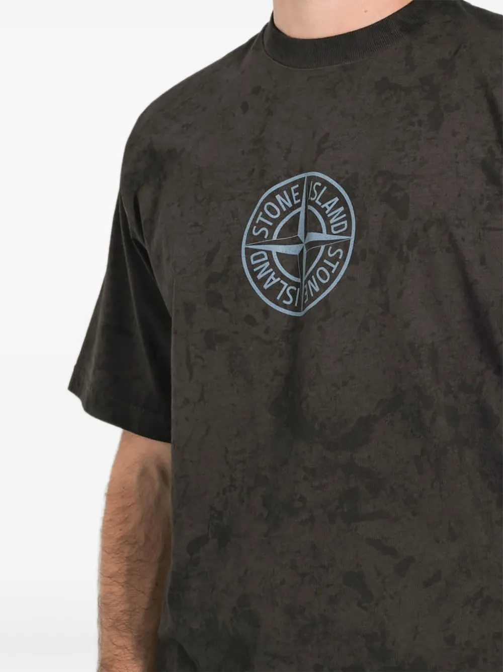 Stone Island T-shirt met tie-dye print en logo - Zwart