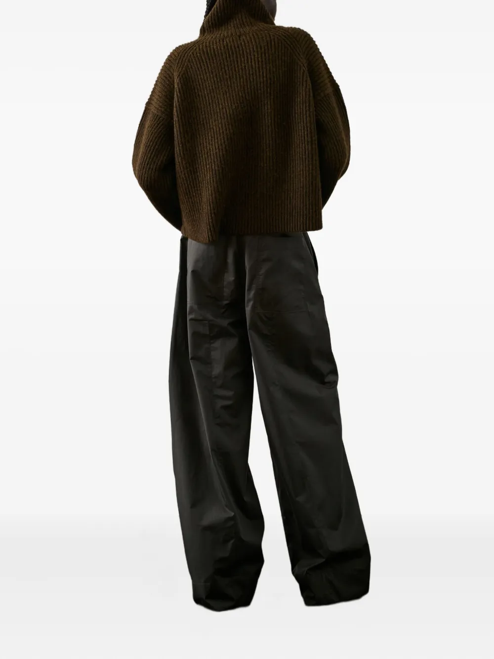 Soeur Flynn Ribbed Roll-neck Sweater In Brown