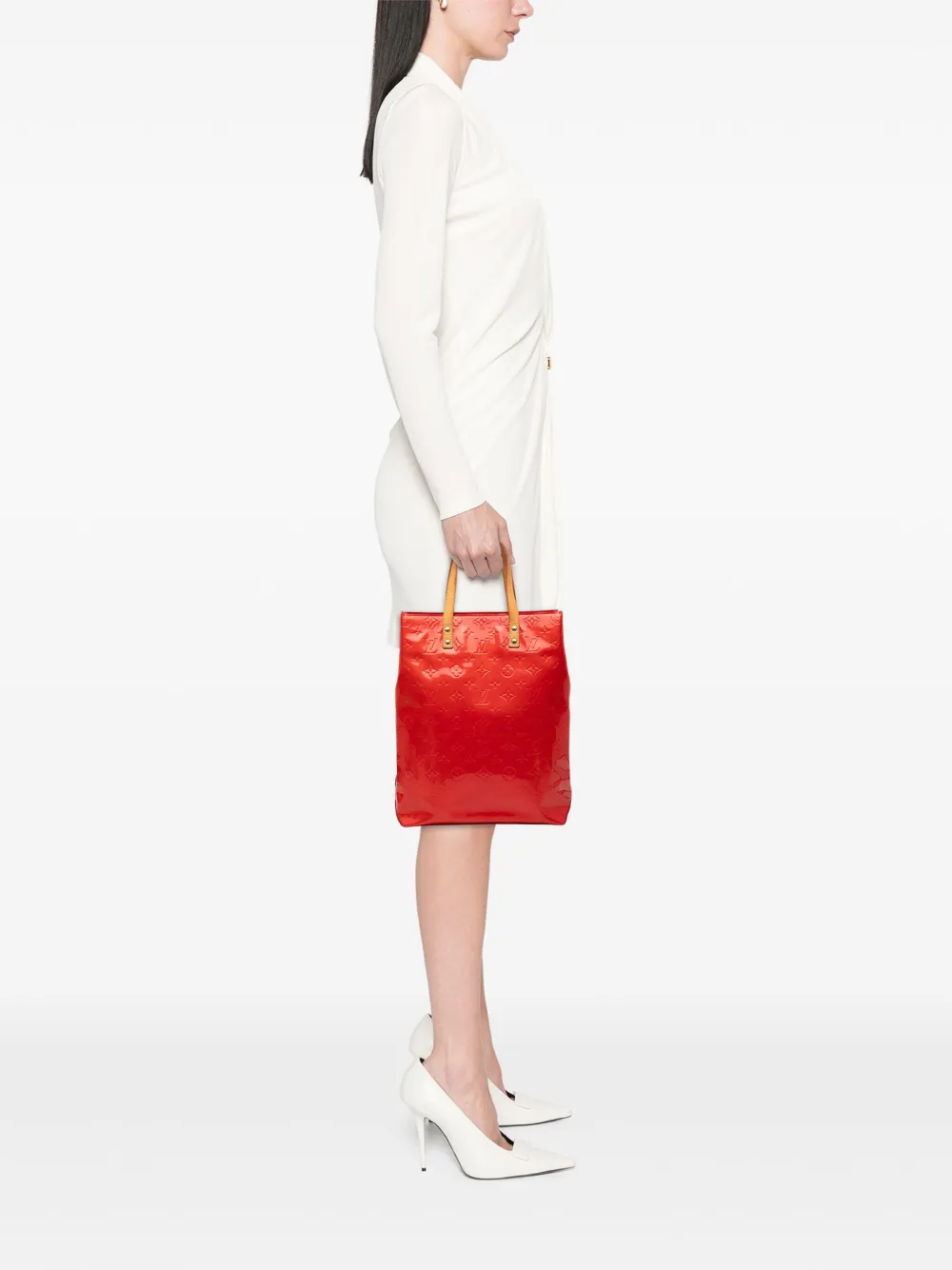 Pre-owned Louis Vuitton 2001 Monogram Vernis Reade Mm Tote Bag In Red