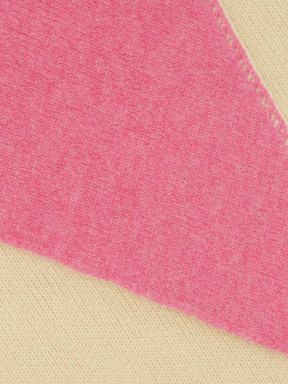 B.b. Walace Logo Patch Scarf In Pink