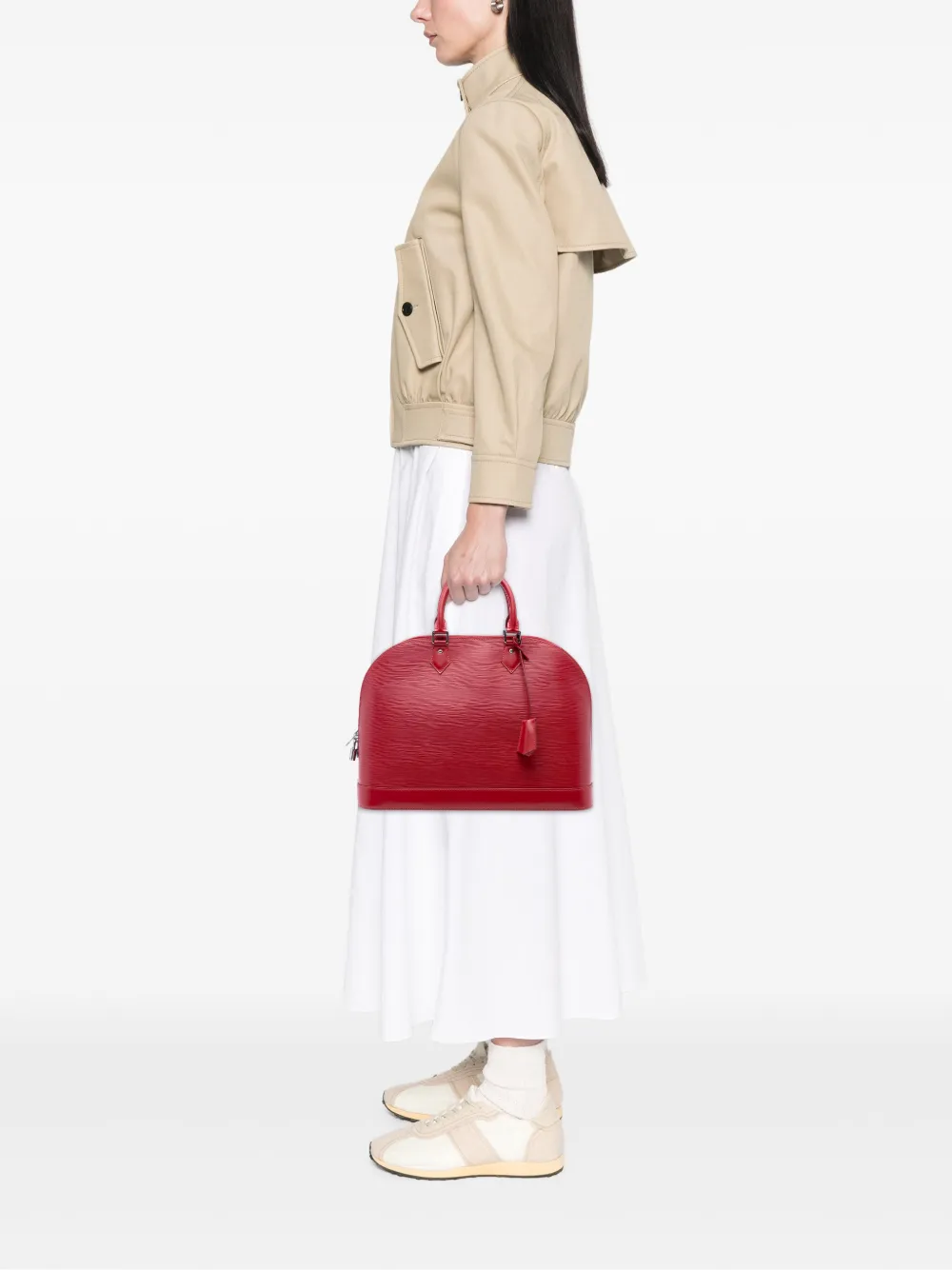 Pre-owned Louis Vuitton 2013 Epi Alma Gm Handbag In Red