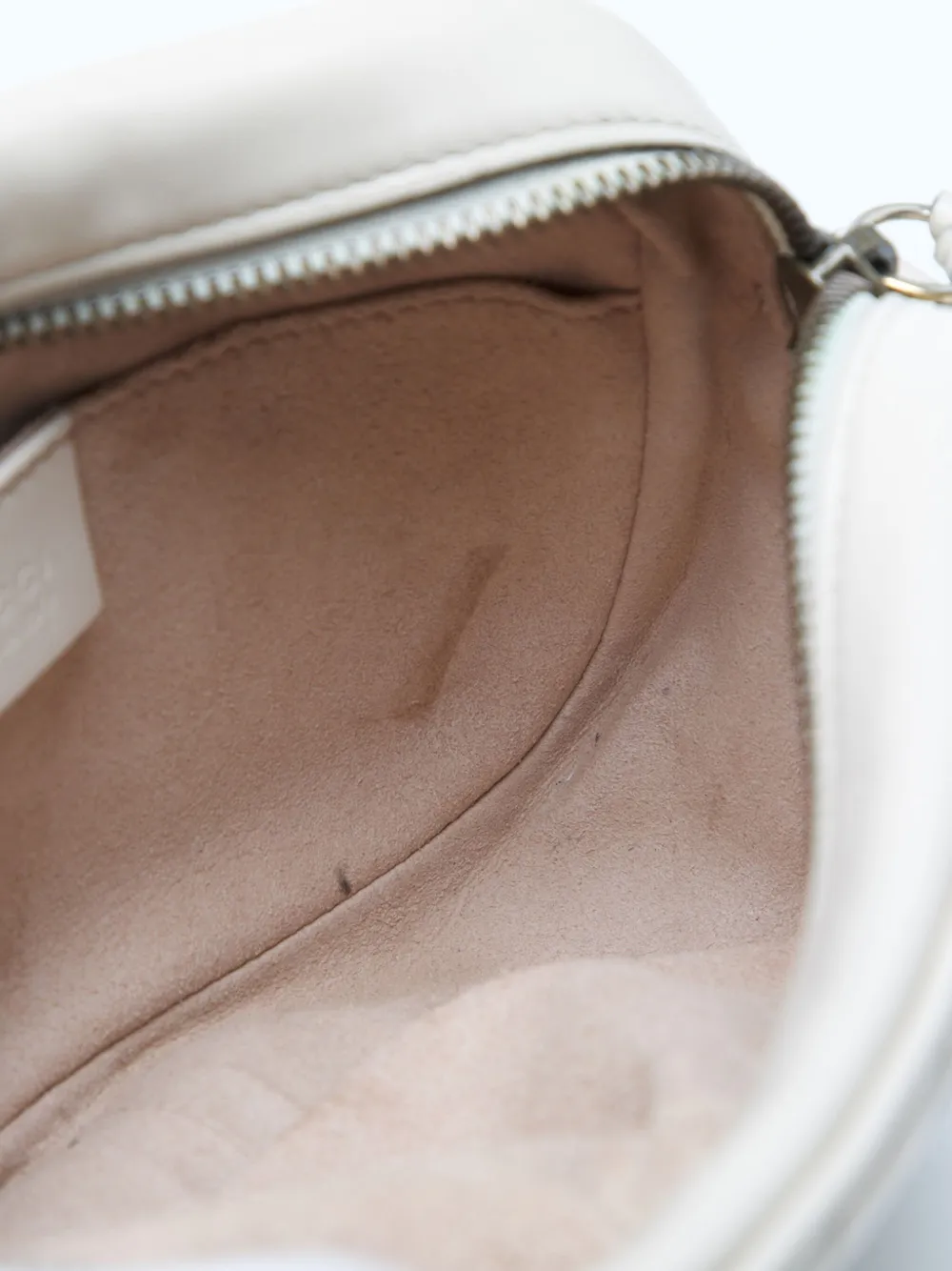 Pre-owned Gucci 2016-2025 Mini Gg Marmont Matelasse Leather Crossbody Bag In White