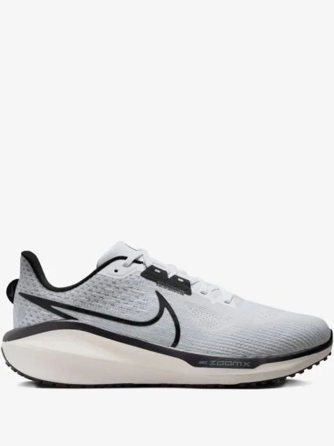 Nike Air Zoom Vomero 17 low-top sneakers