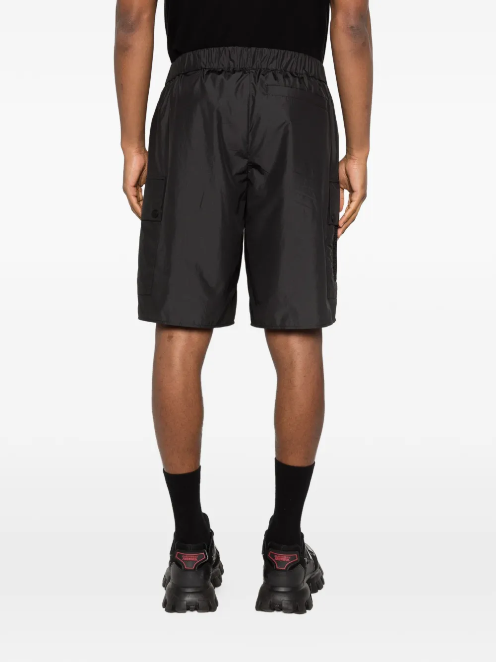 Moncler Cargo shorts met logopatch Zwart