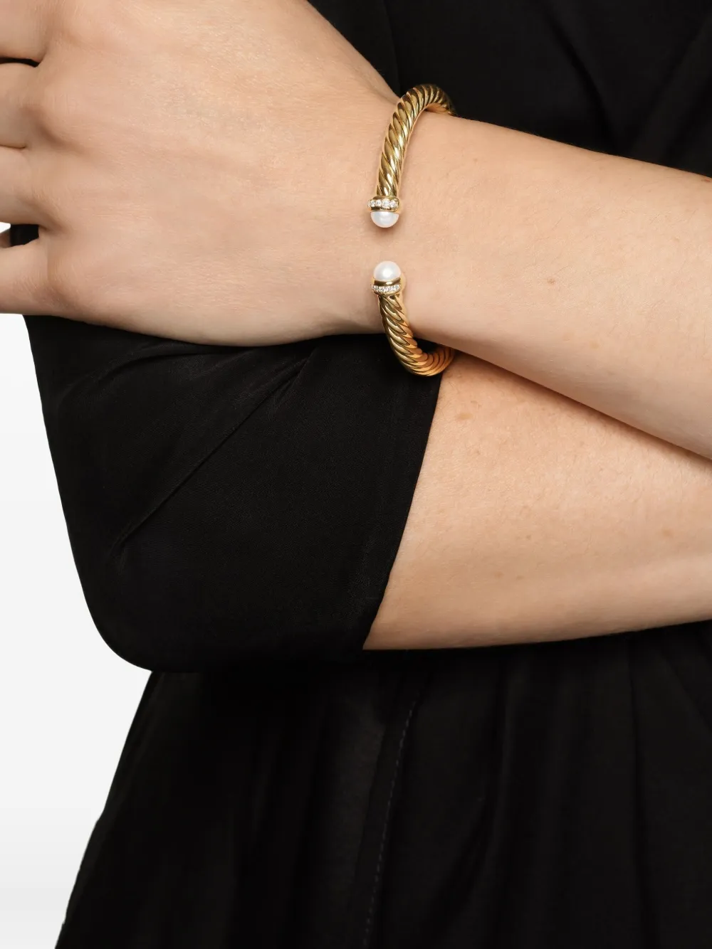 David Yurman 18k Yellow Gold Cablespira® Flex Pearl And Diamond Bracelet In Gold