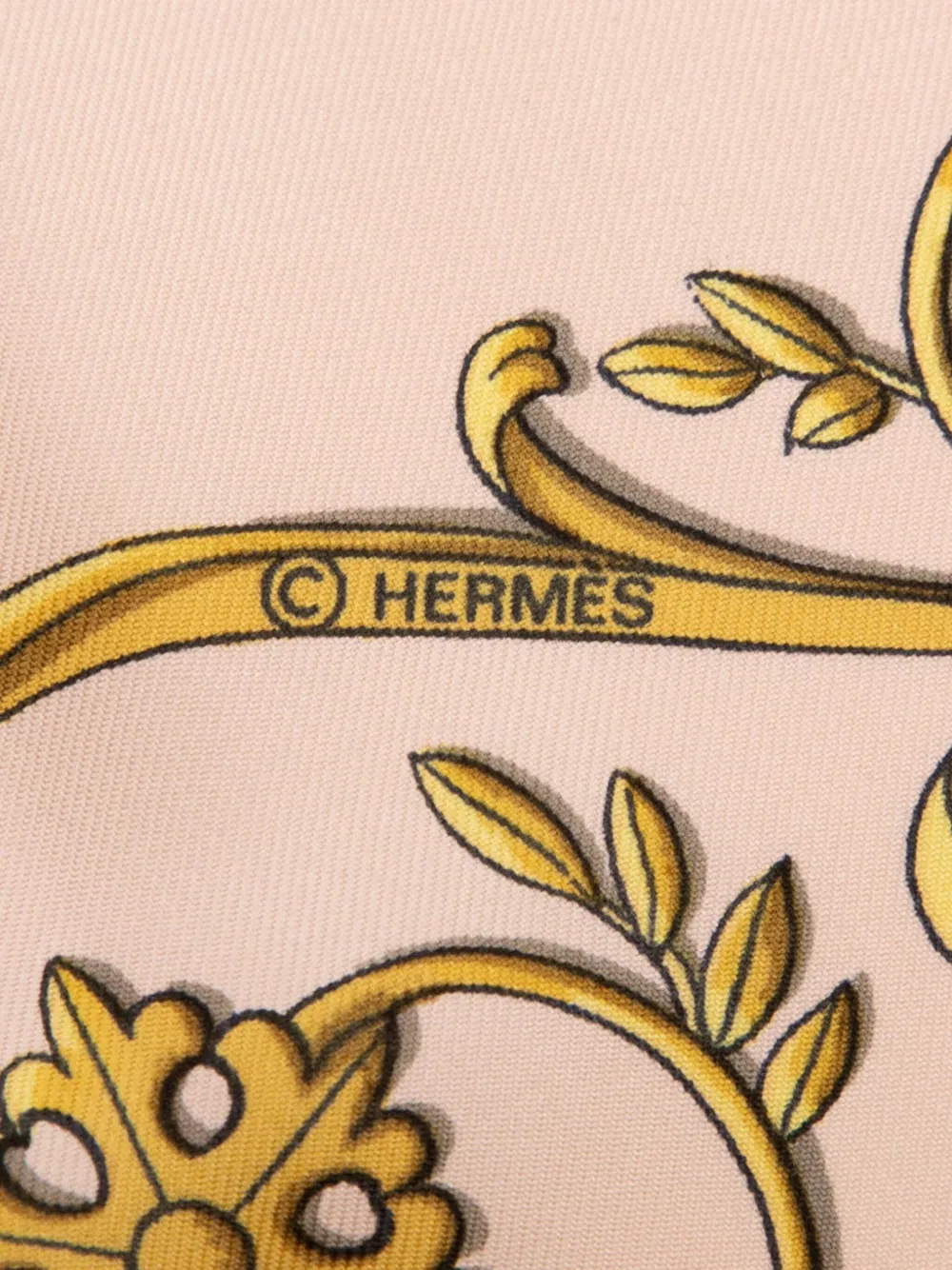 Pre-owned Hermes 20th Century La Promenade De Longchamps Silk Scarf Scarves In Pink