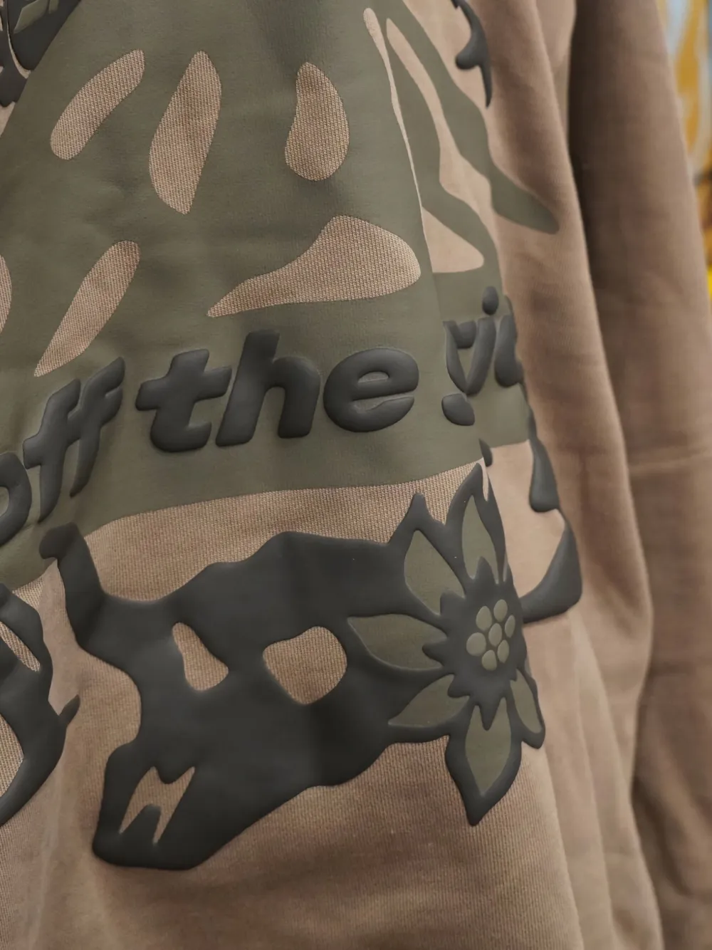 BROKEN PLANET Market Off The Grid hoodie Bruin