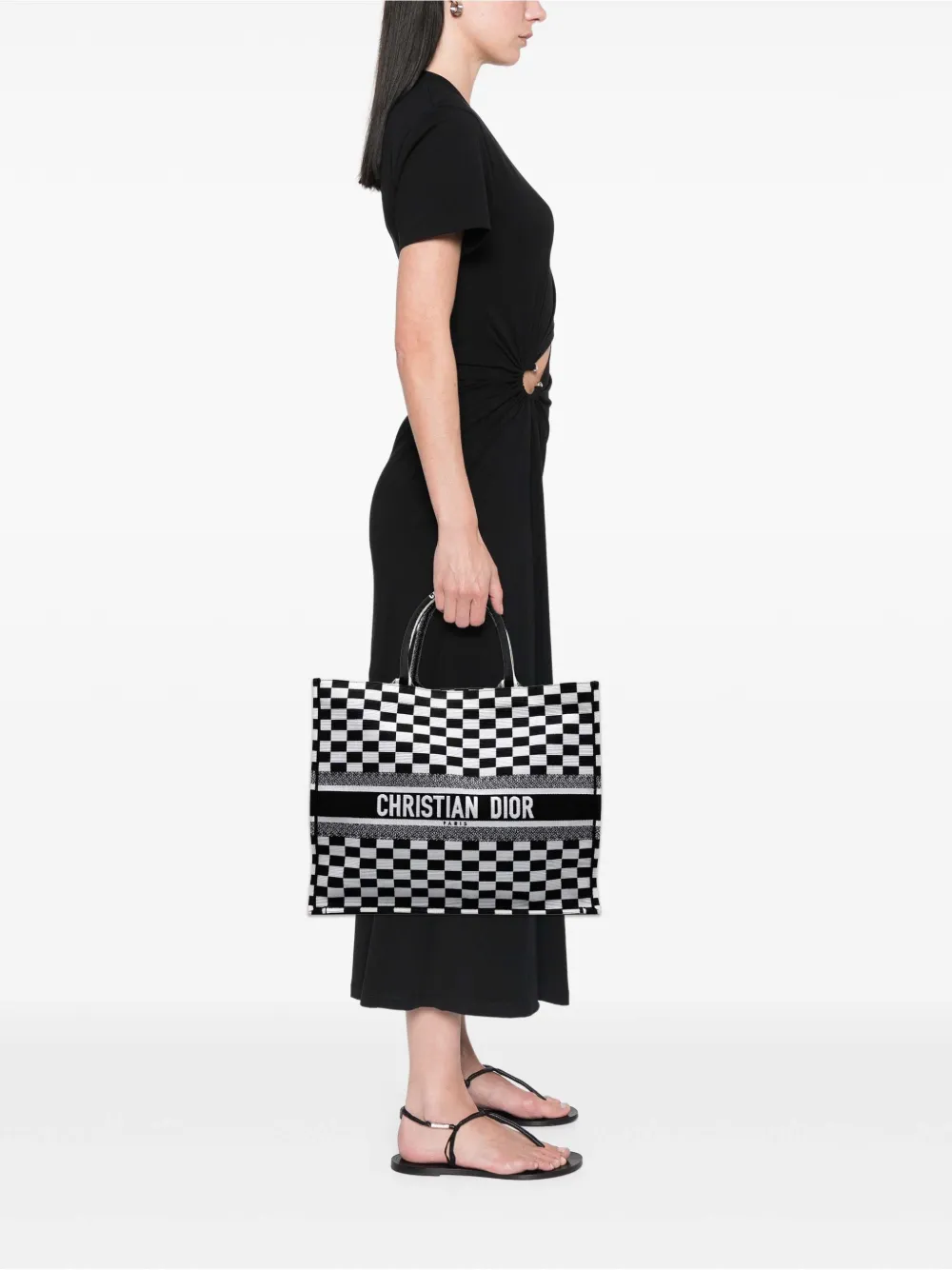 Christian Dior Pre-Owned 2018 Large Embroidered Canvas Checkered Book tote bag | Pre-Owned | Image 2