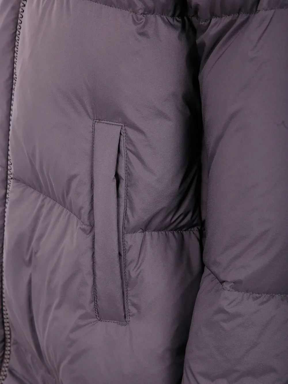 Herno A-shape Quilted Jacket High Collar In Purple