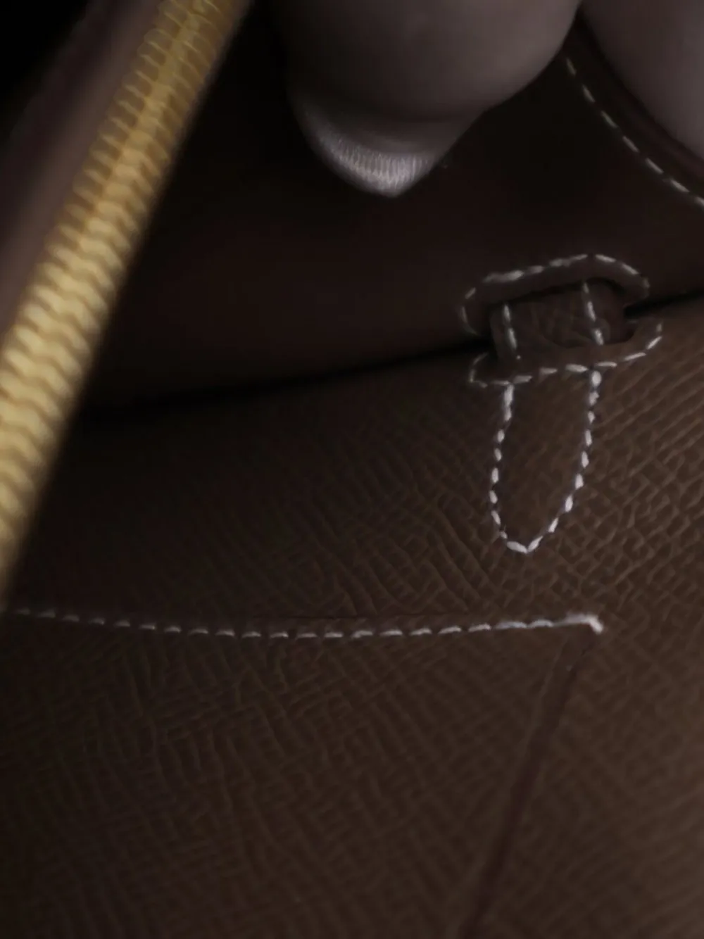 Hermès Pre-Owned 2023 Epsom Kelly To Go Wallet crossbody bag | Pre-Owned | Image 2