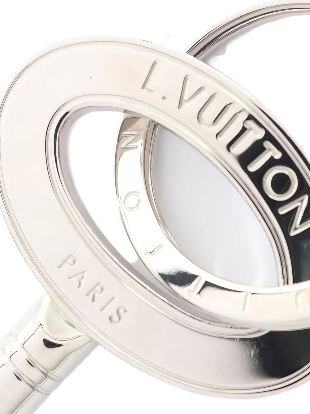 Pre-owned Louis Vuitton 2014 Travel Key Ring In Silver
