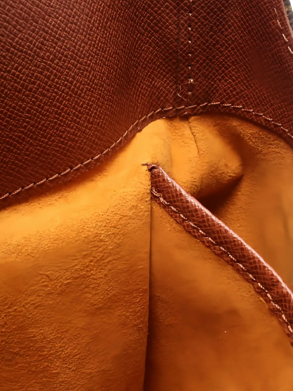 Pre-owned Louis Vuitton 2001 Musette Salsa Cross Body Bag In Brown