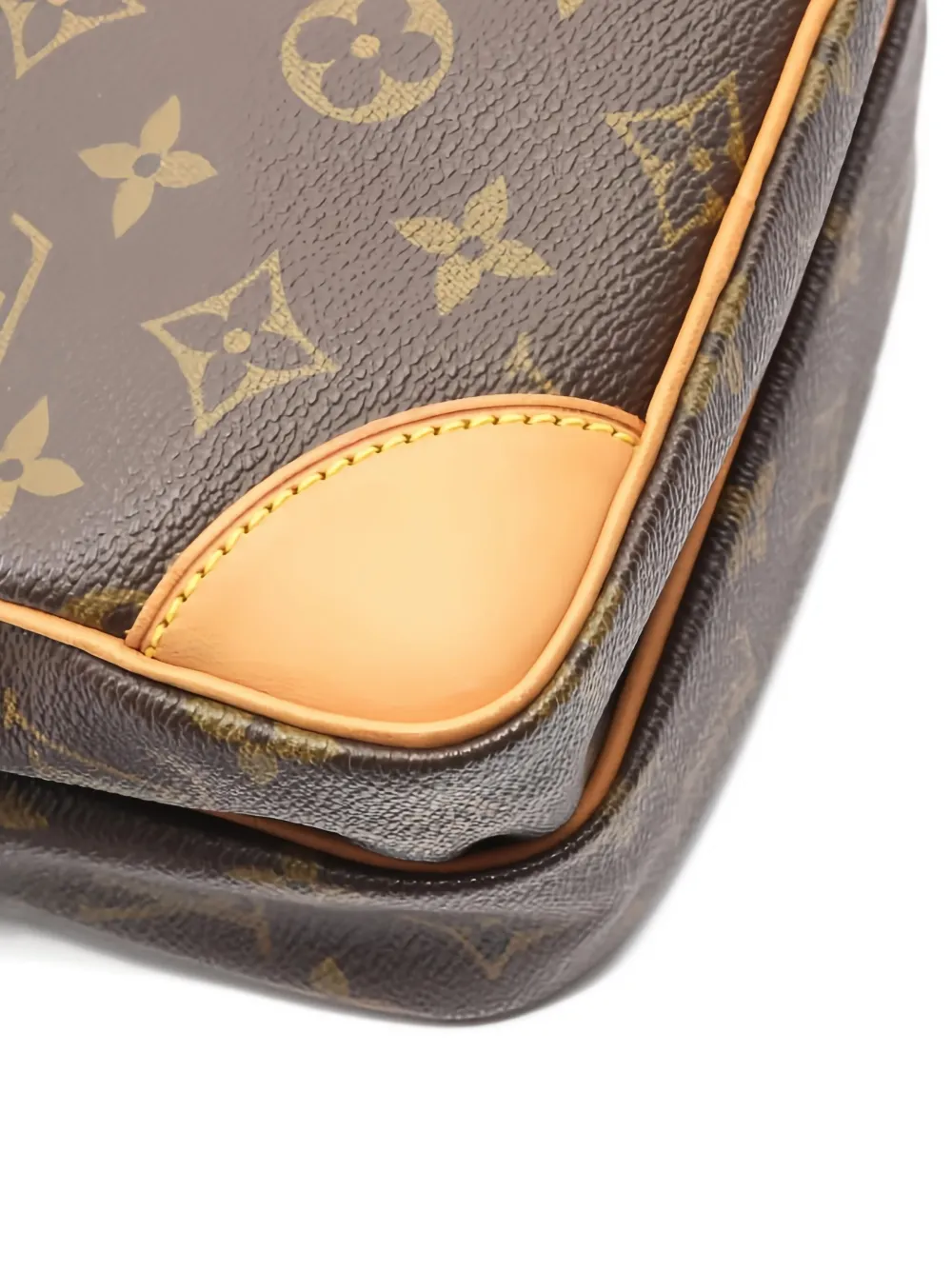 Pre-owned Louis Vuitton 2001 Amazon Monogram Shoulder Bag In Brown