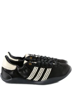 Adidas SFTM Country OG Sneakers | ブラック | FARFETCH JP