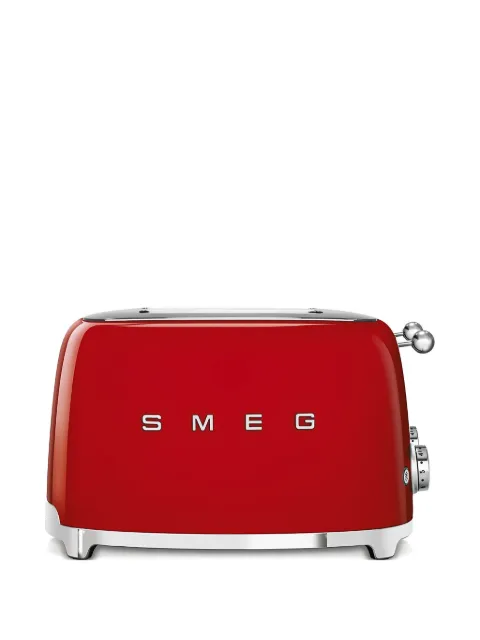 Smeg knob detailing Plissé four-toaster