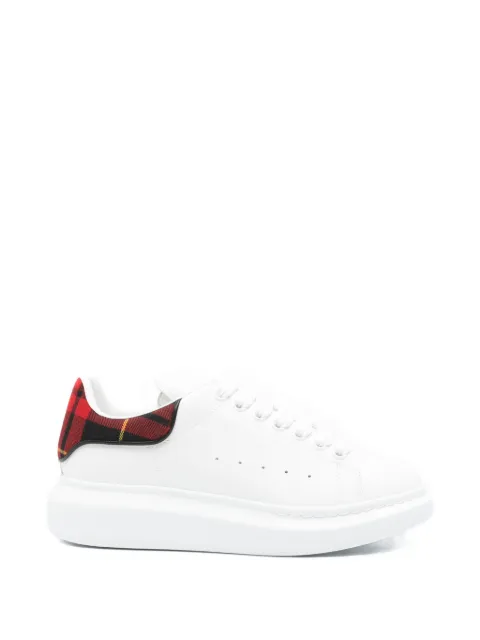 Alexander McQueen 오버사이즈 타탄 디테일 레이스업 스니커즈
