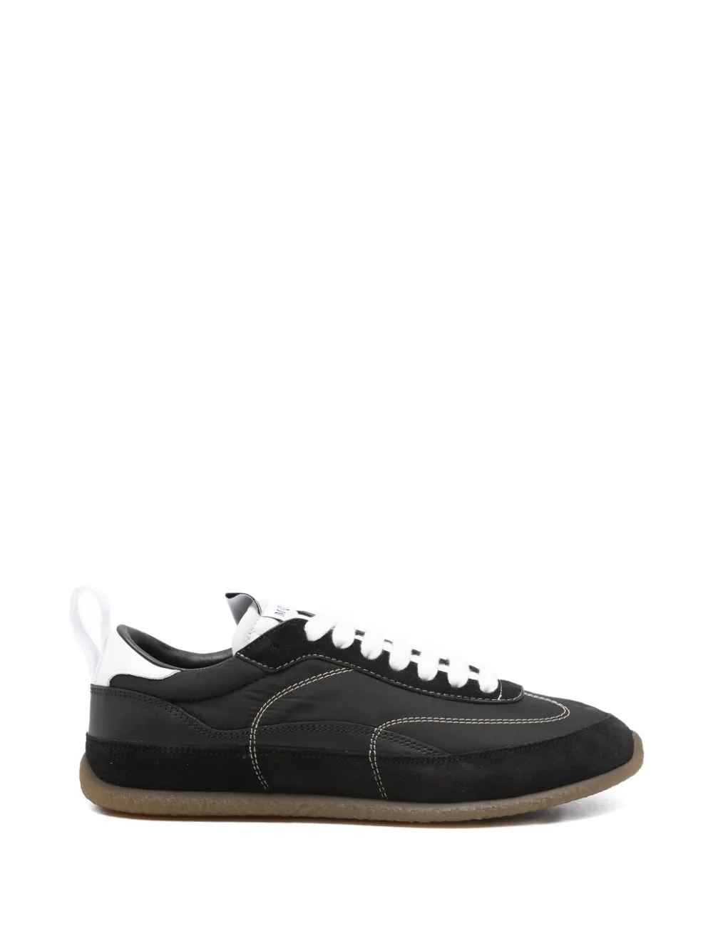 Alexander McQueen Sneakers met vlakken en stiksel Zwart