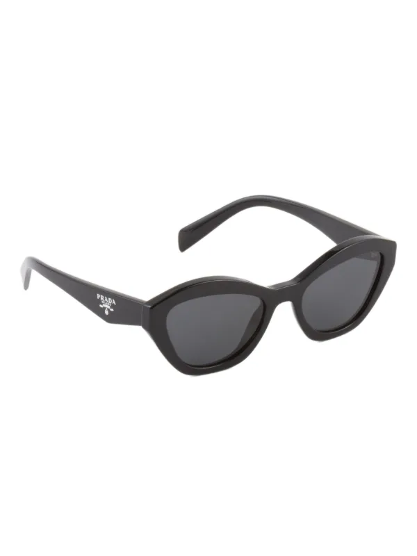 Prada Eyewear キャットアイ サングラス | ブラック | FARFETCH JP