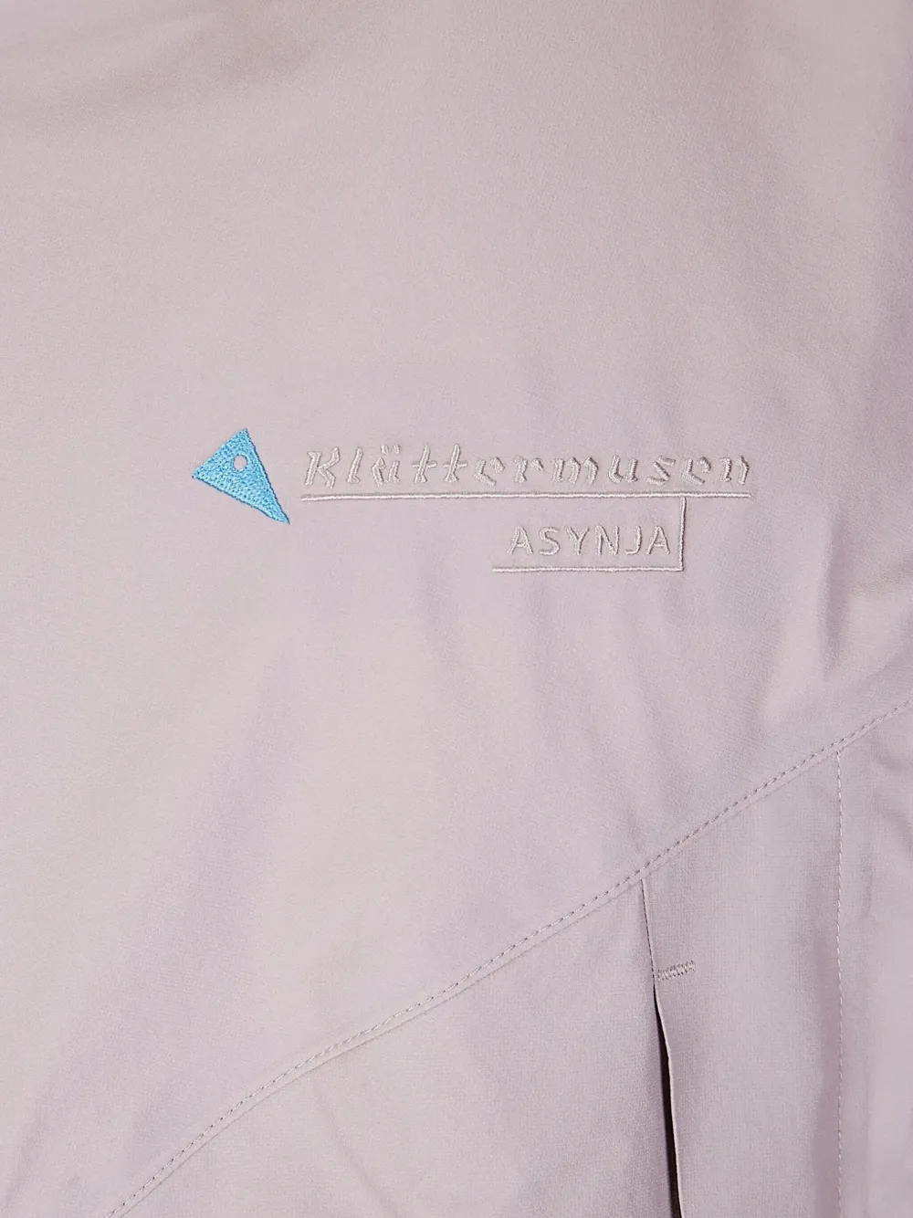 Klättermusen Logo-embroidered Hooded Jacket In Pink