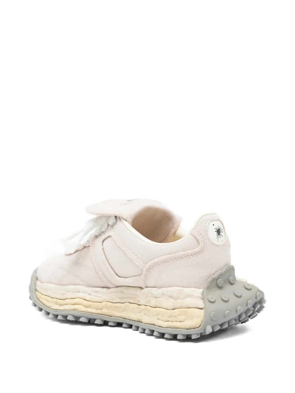Maison MIHARA YASUHIRO Sneakers met logopatch Beige