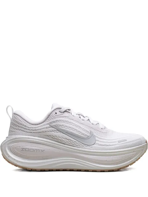 Nike Vomero Plus sneakers