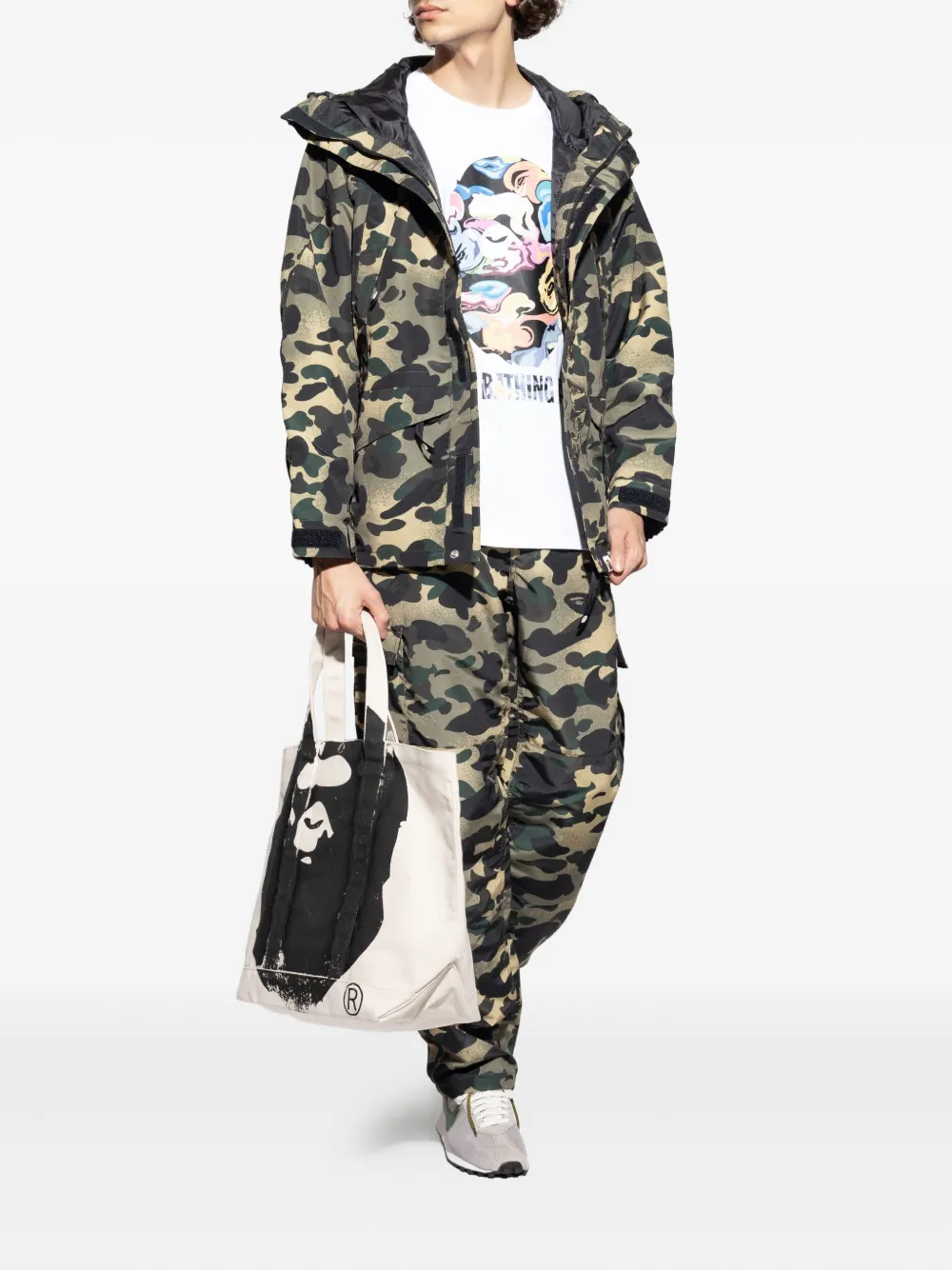 A BATHING APE camouflage-pattern cargo-pocket trousers - Beige