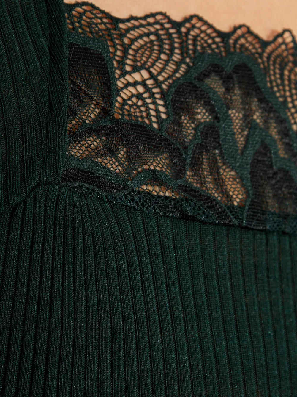 Hanro Top met vierkante hals en kanten detail Groen