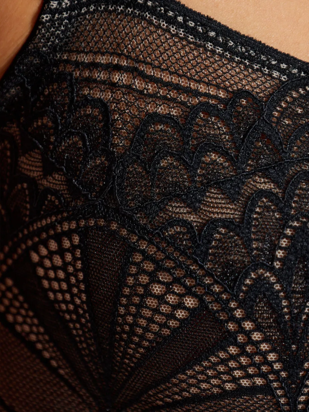 Hanro Lace Bra In Black