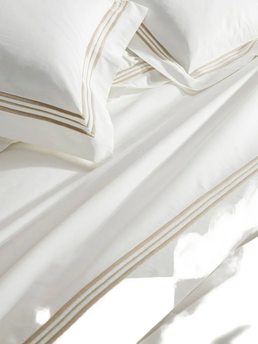Frette Triplo Popeline Striped Bedset In White