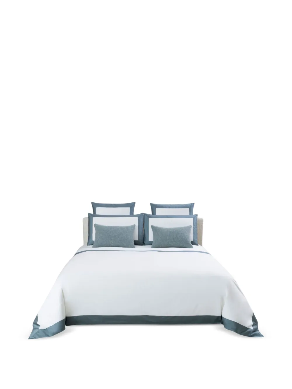 Frette zip adventure cushion bedding set | White | Image 1