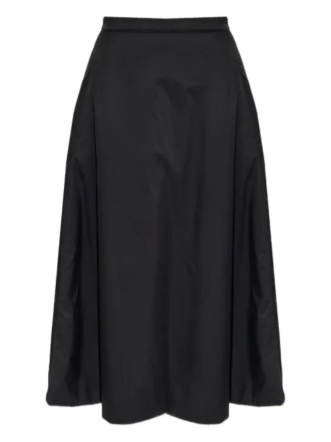 Add pocket skirt