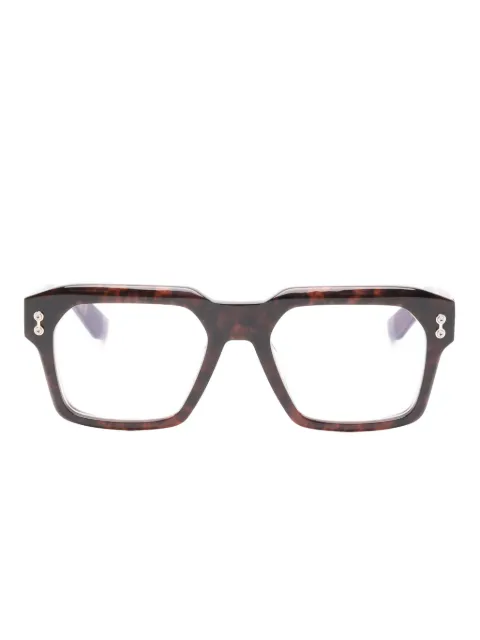 Akoni lentes Pegasus