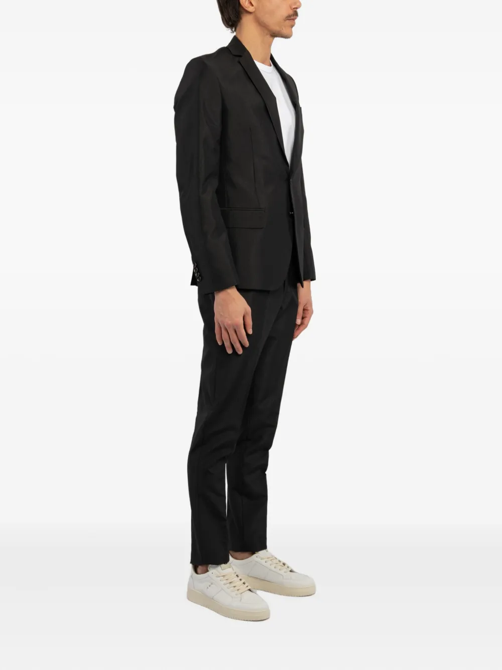 Reveres 1949 narrow-lapels buttoned suit | Single Breasted Suits | Image 2