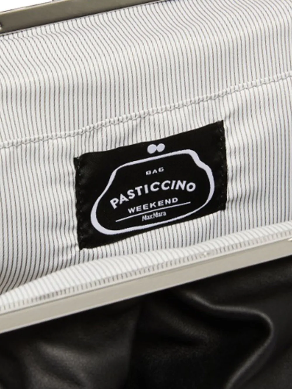 Weekend Max Mara Large Pasticcino Deconstructed Clutch Bag In Black