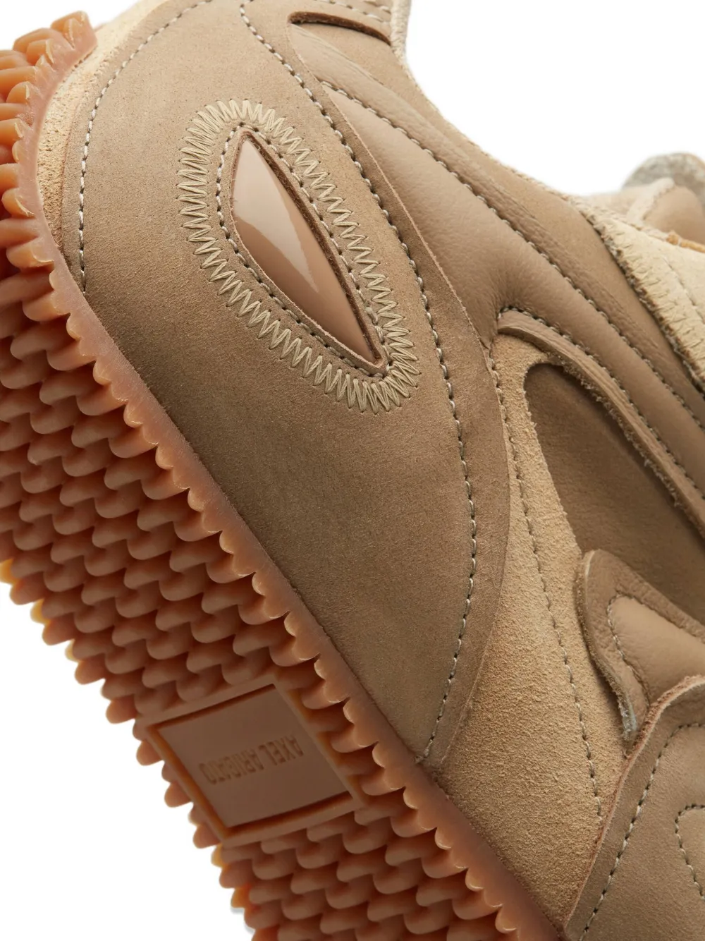 Axel Arigato Slow Runner uitgesneden sneakers Bruin