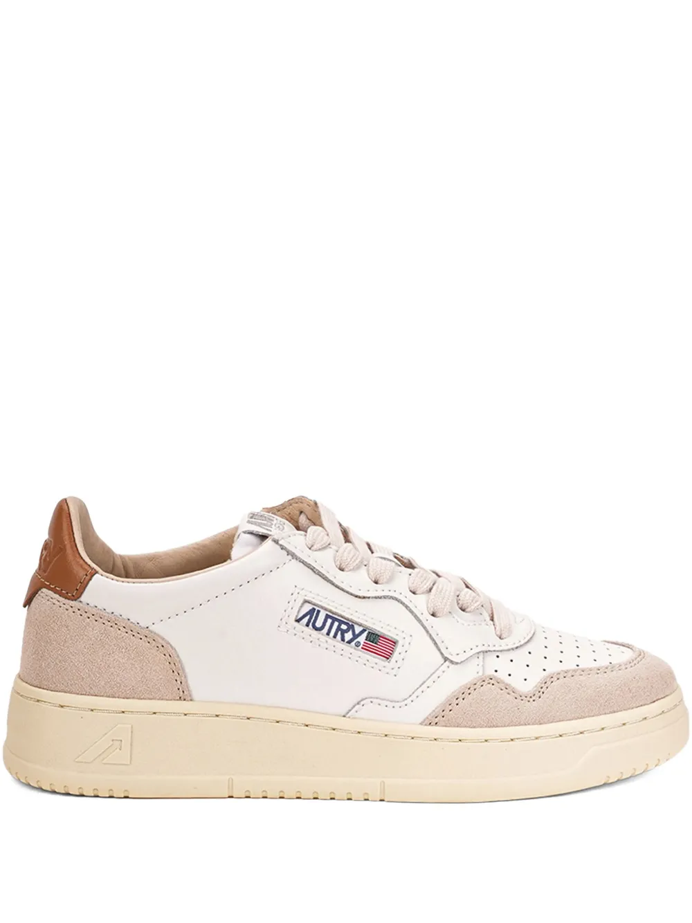 Autry Medalist Low Lace-up Sneakers In White