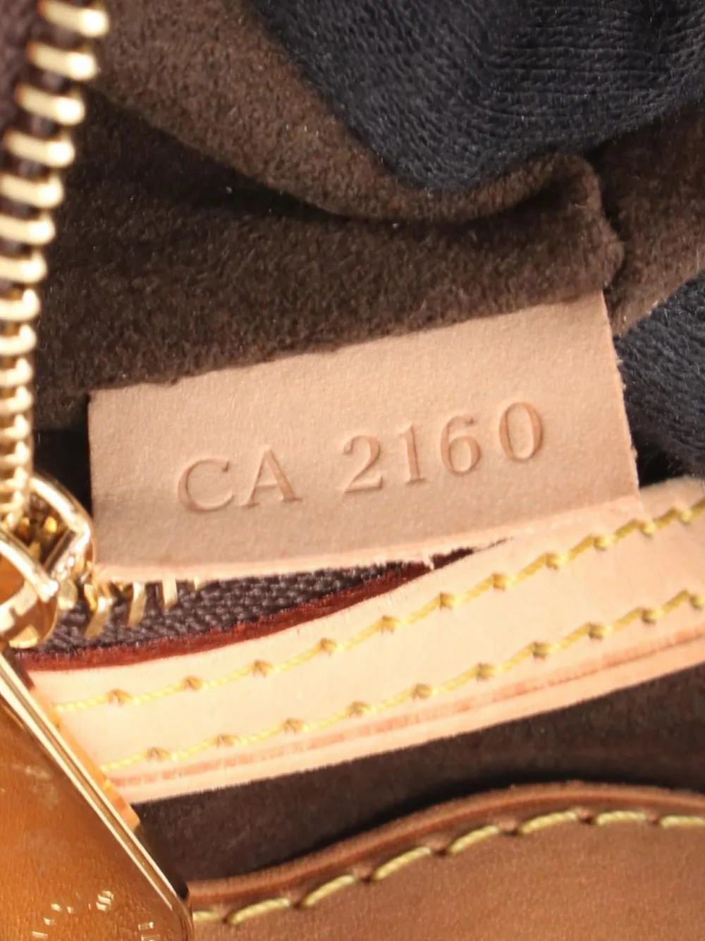 Louis Vuitton Pre-Owned 2010 Monogram Wilshire PM handbag | Pre-Owned | Image 2