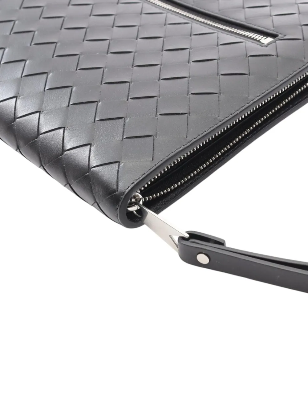 Bottega Veneta Pre-Owned 2012-2025 Small Calfskin Intrecciato Document Case With Wristlet clutch bag | Pre-Owned | Image 2