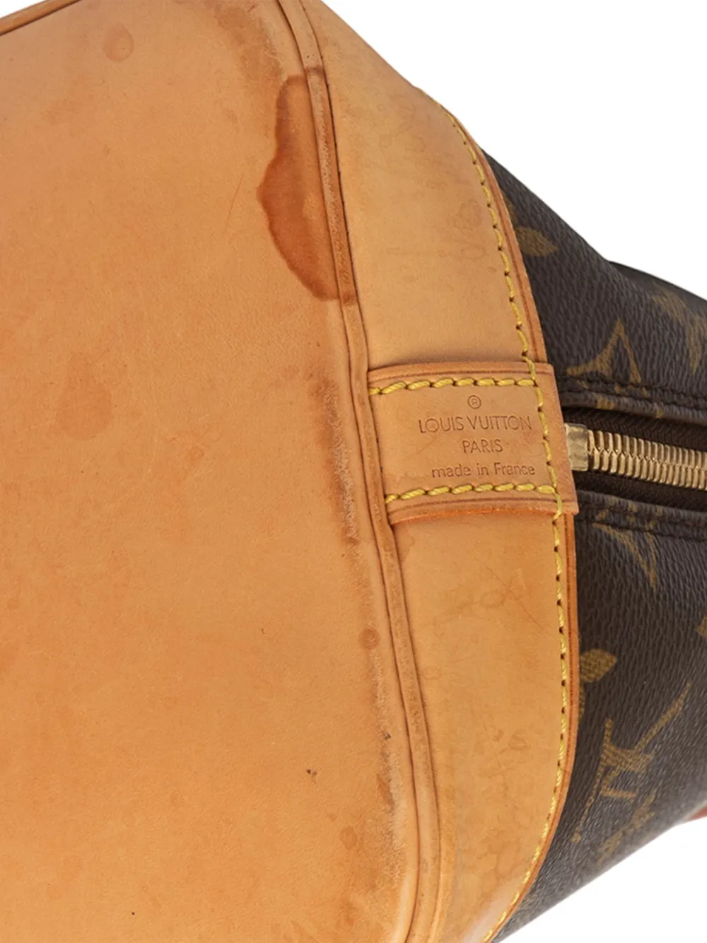Pre-owned Louis Vuitton 2001 Monogram Alma Pm Handbag In Brown