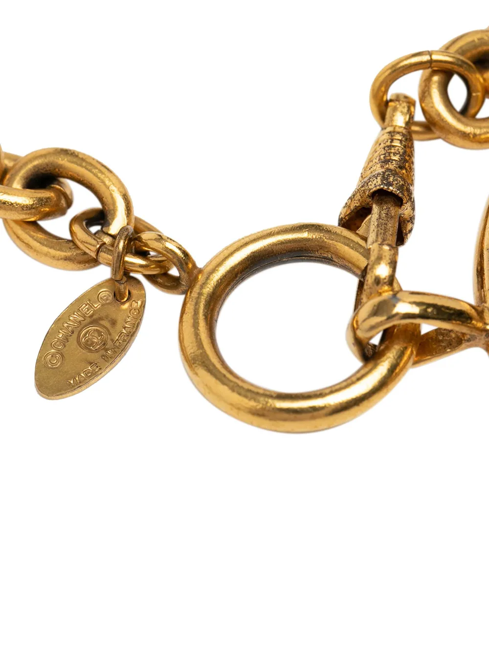 Pre-owned Chanel 1970-1980 Gold Plated Cc Round Pendant Necklace Costume Necklace