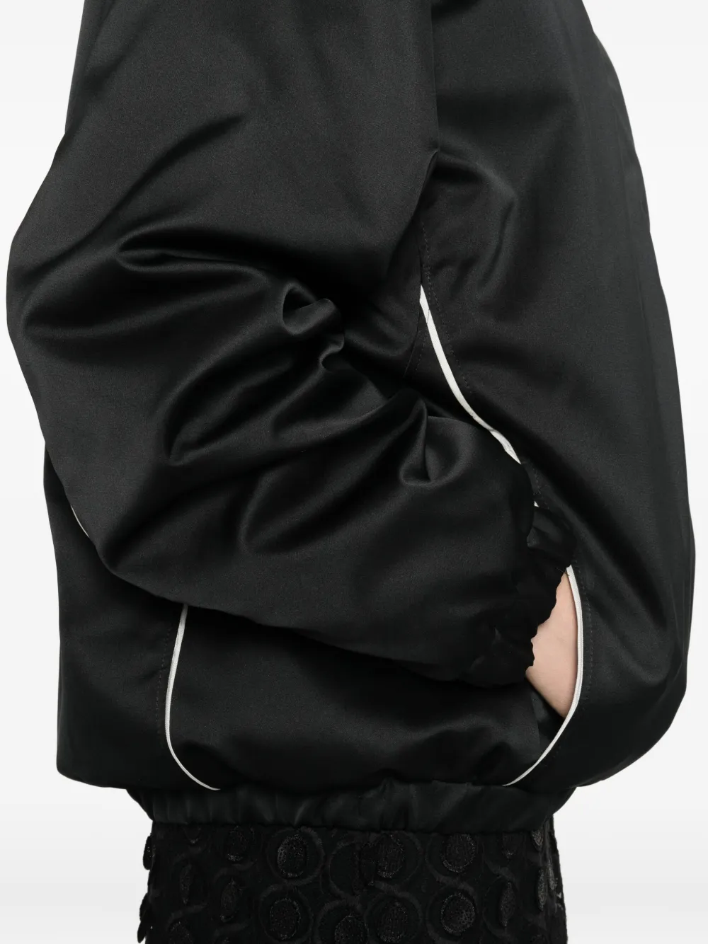 N°21 Hooded Piped Jacket In Black