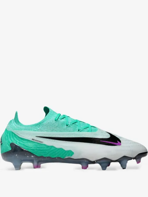 Nike Gripknit Phantom GX Elite SG-Pro soccer sneakers