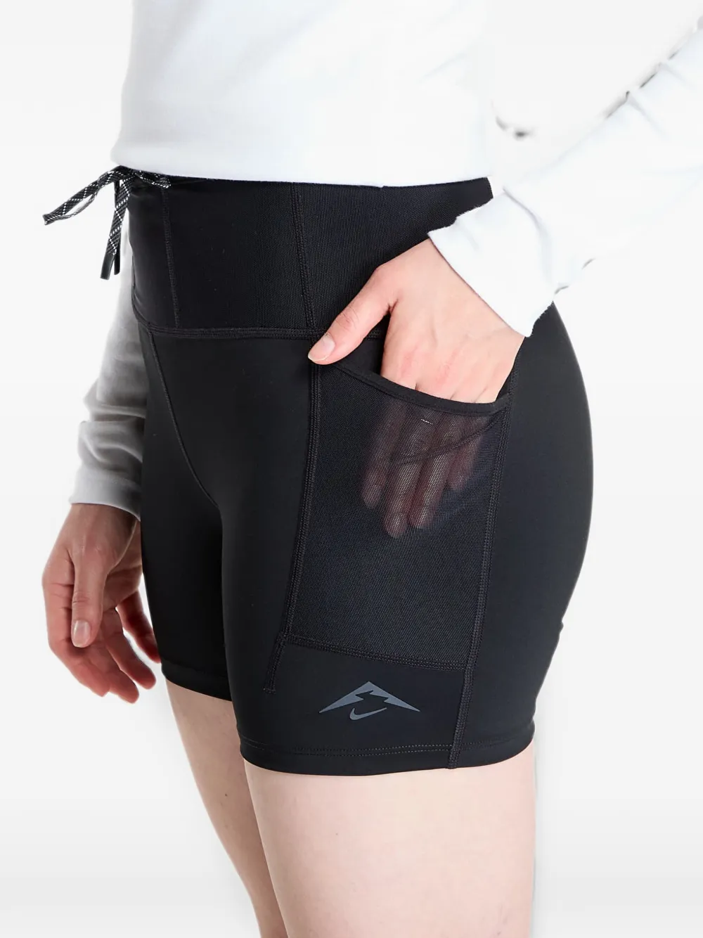 Nike high-waisted shorts Zwart
