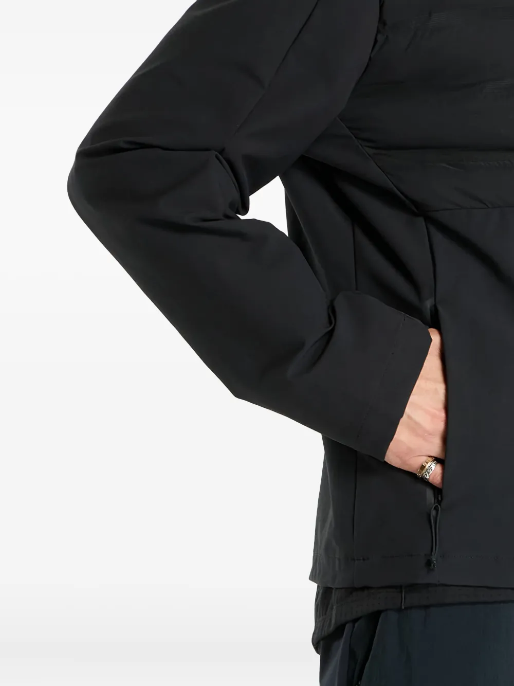 The North Face Mountain Athletics Cari jack met capuchon Zwart