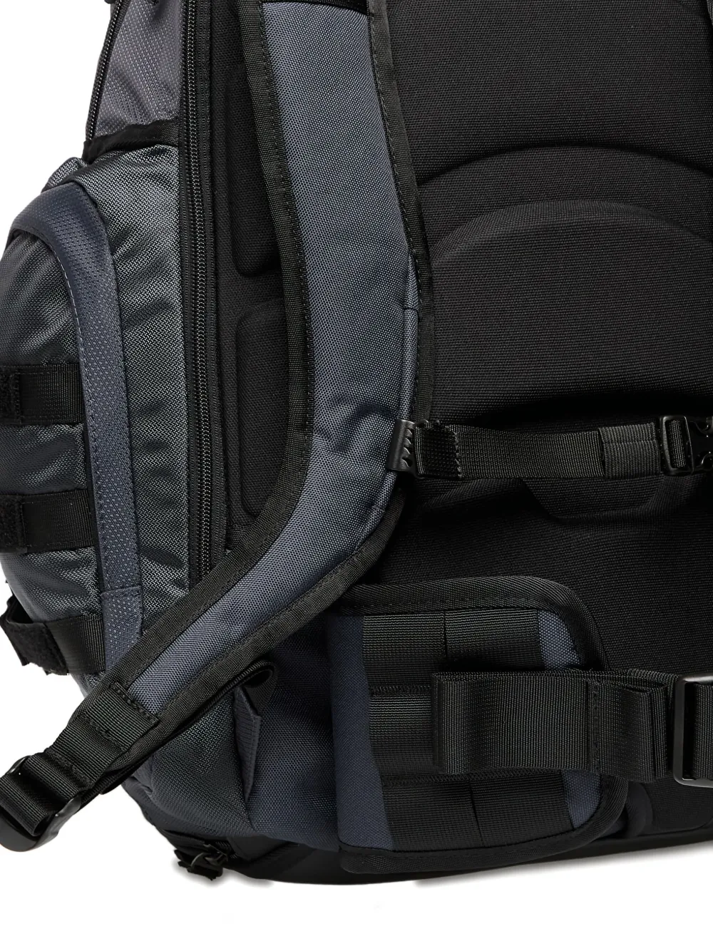 Oakley Kitchen Sink Backpack In Gray