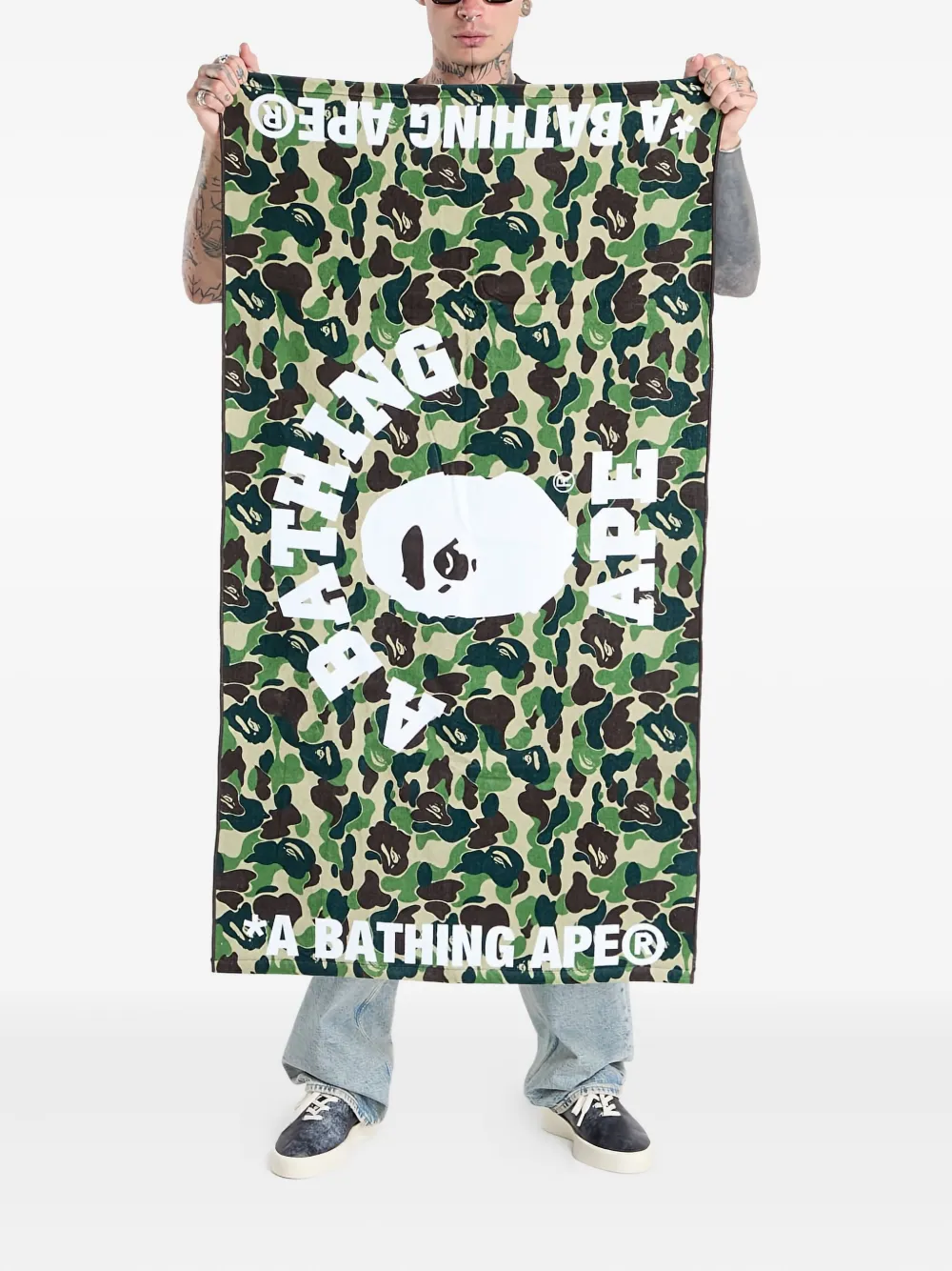 A BATHING APE® toalla de playa Abc Camo | verde | Image 1