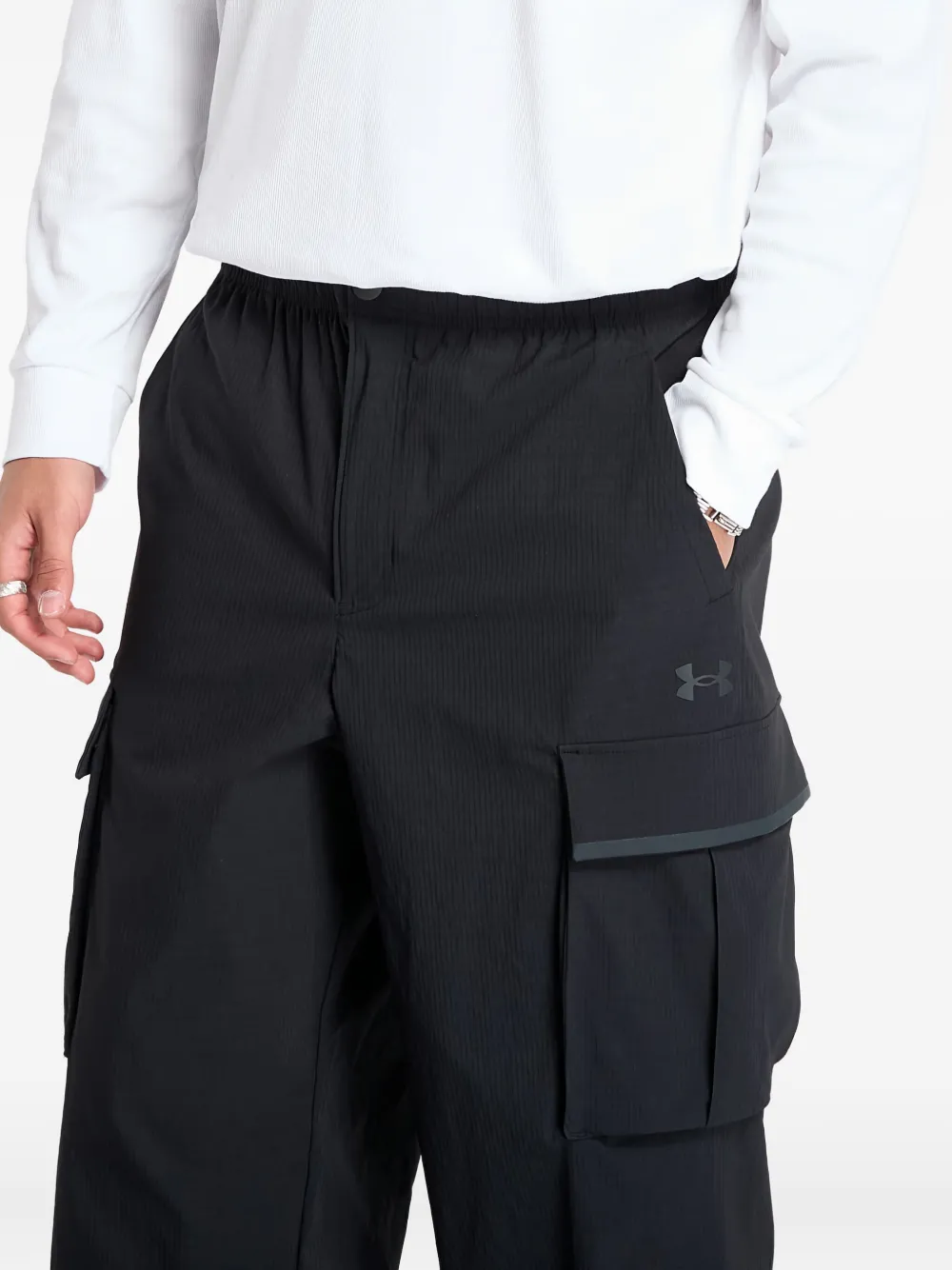 Under Armour Broek met cargo zak en geborduurd logo Zwart