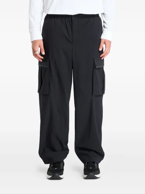 Under Armour logo-embroidery cargo-pocket trousers