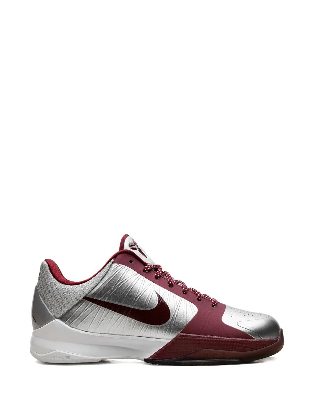 Nike Kids Kobe V basketball sneakers - Silber
